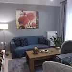 χαίρε, ξεΐνε, παρ' αμμι φιλησεαι Apartmán