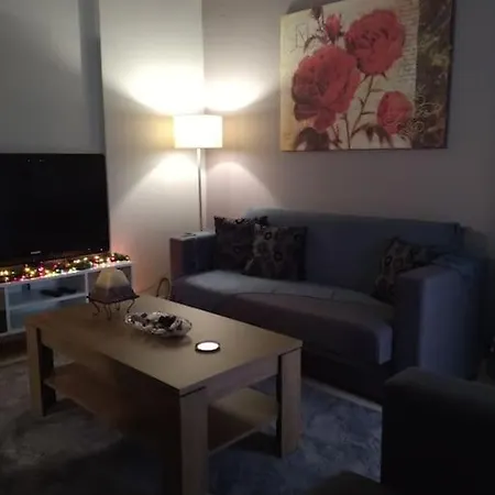 χαίρε, ξεΐνε, παρ' αμμι φιλησεαι Apartament