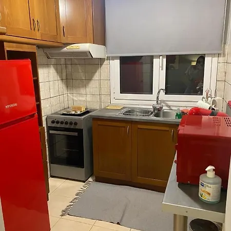 Appartement χαίρε, ξεΐνε, παρ' αμμι φιλησεαι Tríkala