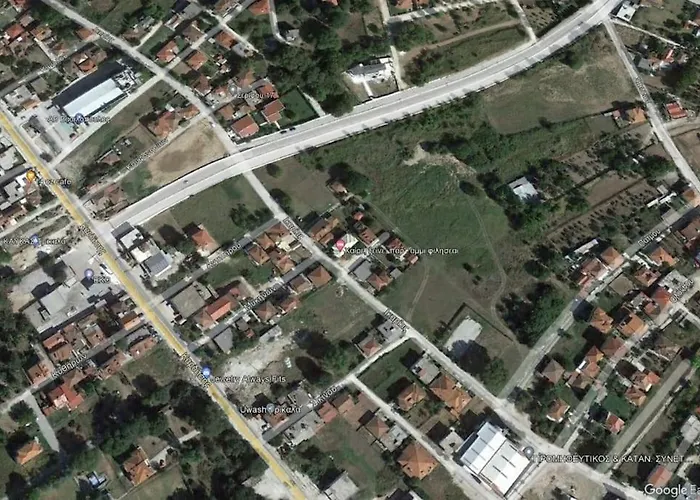 χαίρε, ξεΐνε, παρ' αμμι φιλησεαι Daire Tríkala